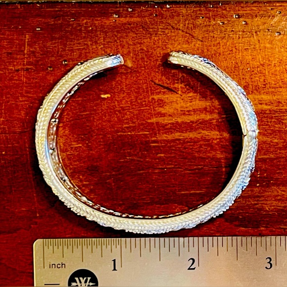 NWOT Judith Ripka Sterling Collection Diamonique Hinged Cuff Bracelet - Picture 6 of 6